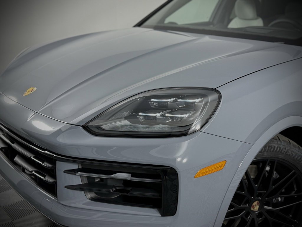 New 2026 Porsche Cayenne Coupe image 12