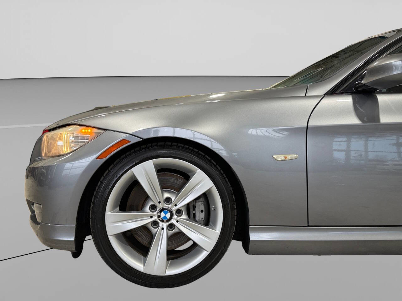 Used 2011 BMW 335i Sedan RWD image 9