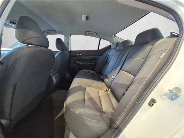 Used 2022 Nissan Altima 2.5 S FWD image 17