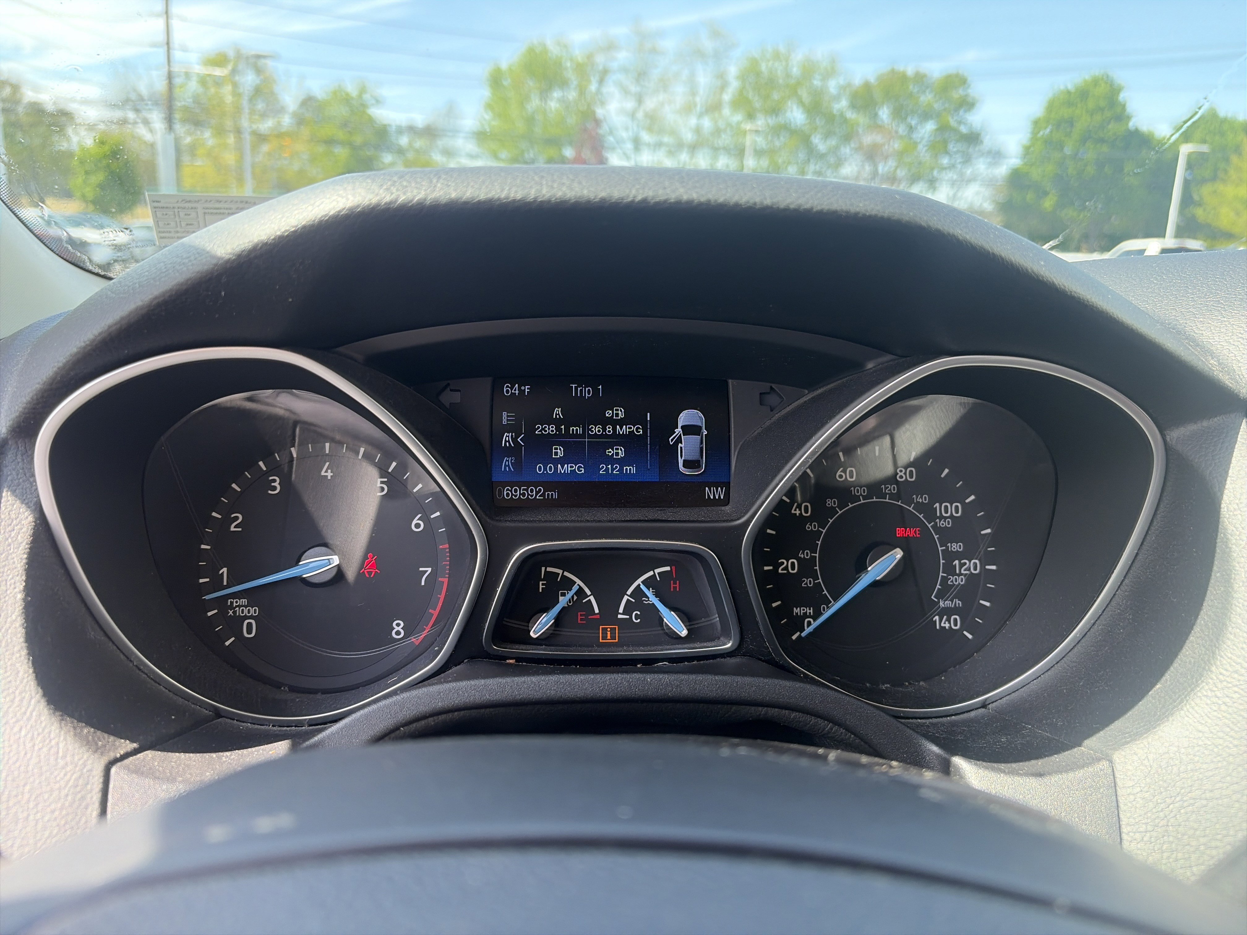 Used 2016 Ford Focus SE w/ SE Cold Weather Package FWD image 33