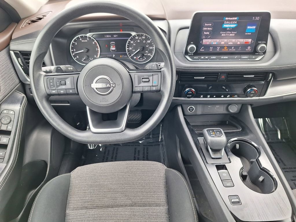 Used 2023 Nissan Rogue SV image 22