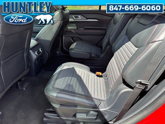 Used 2025 Ford Explorer ST-Line w/ Premium Package image 17