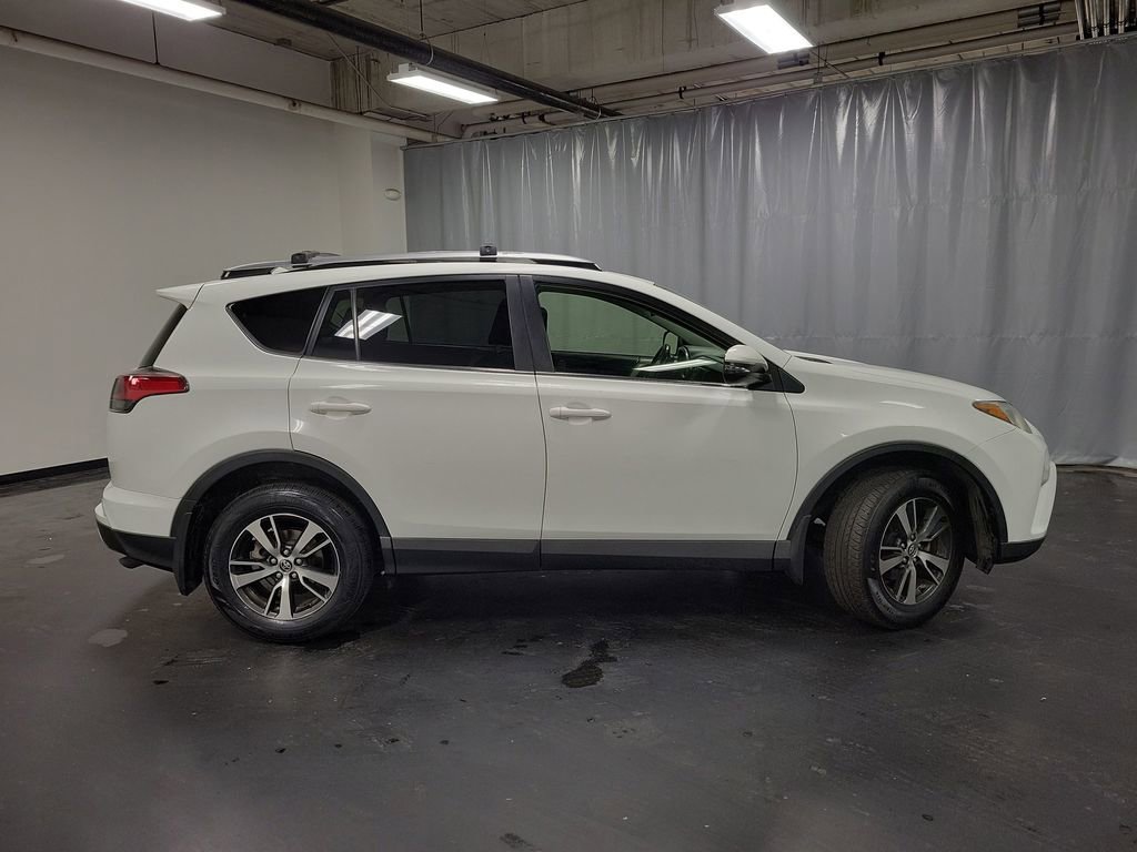 Used 2018 Toyota RAV4 XLE w/ Plus Extra Value Package image 9