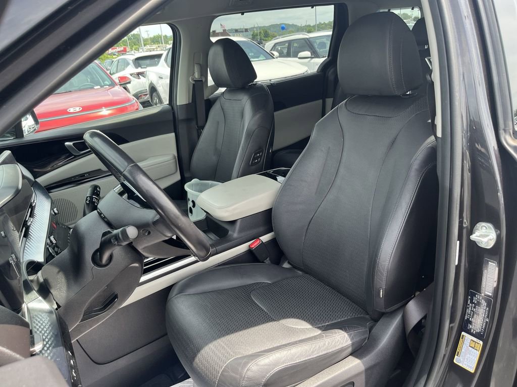 Used 2023 Kia Carnival SX Prestige FWD image 13