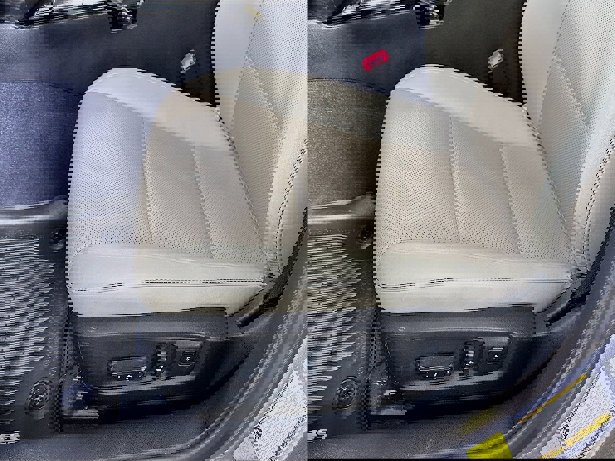 Used 2014 Lexus ES 300h w/ Premium Package w/Bamboo Trim FWD image 21