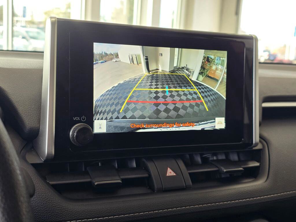 Used 2025 Toyota RAV4 LE image 30