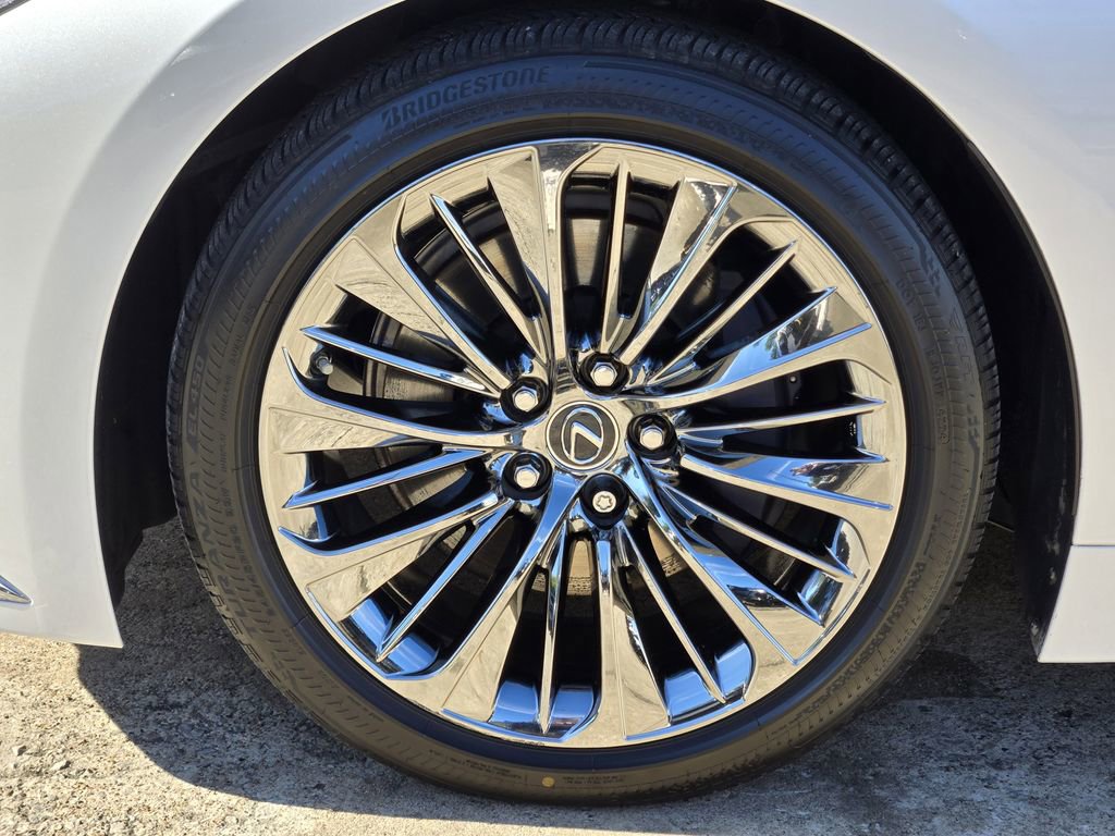 Used 2021 Lexus LS 500 w/ Interior Upgrade Package image 13