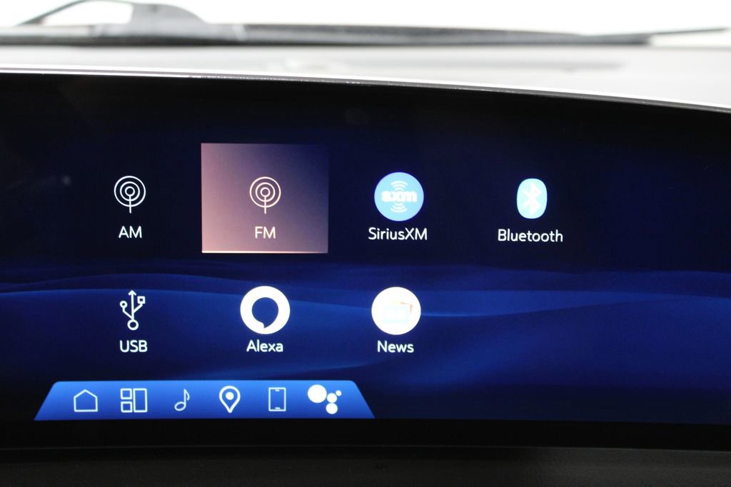 Used 2024 Cadillac XT4 Premium Luxury image 40