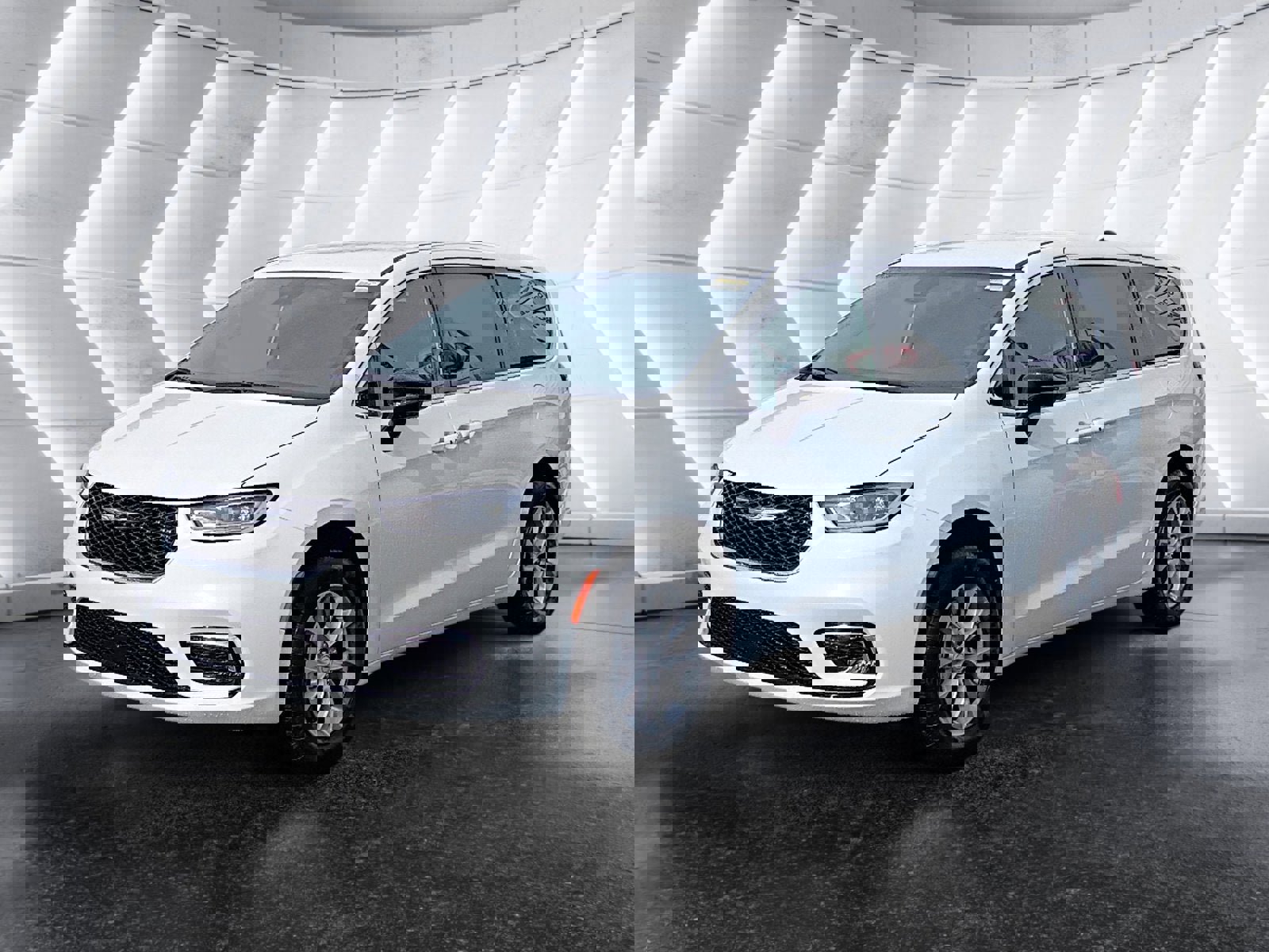 New 2026 Chrysler Pacifica Select image 2