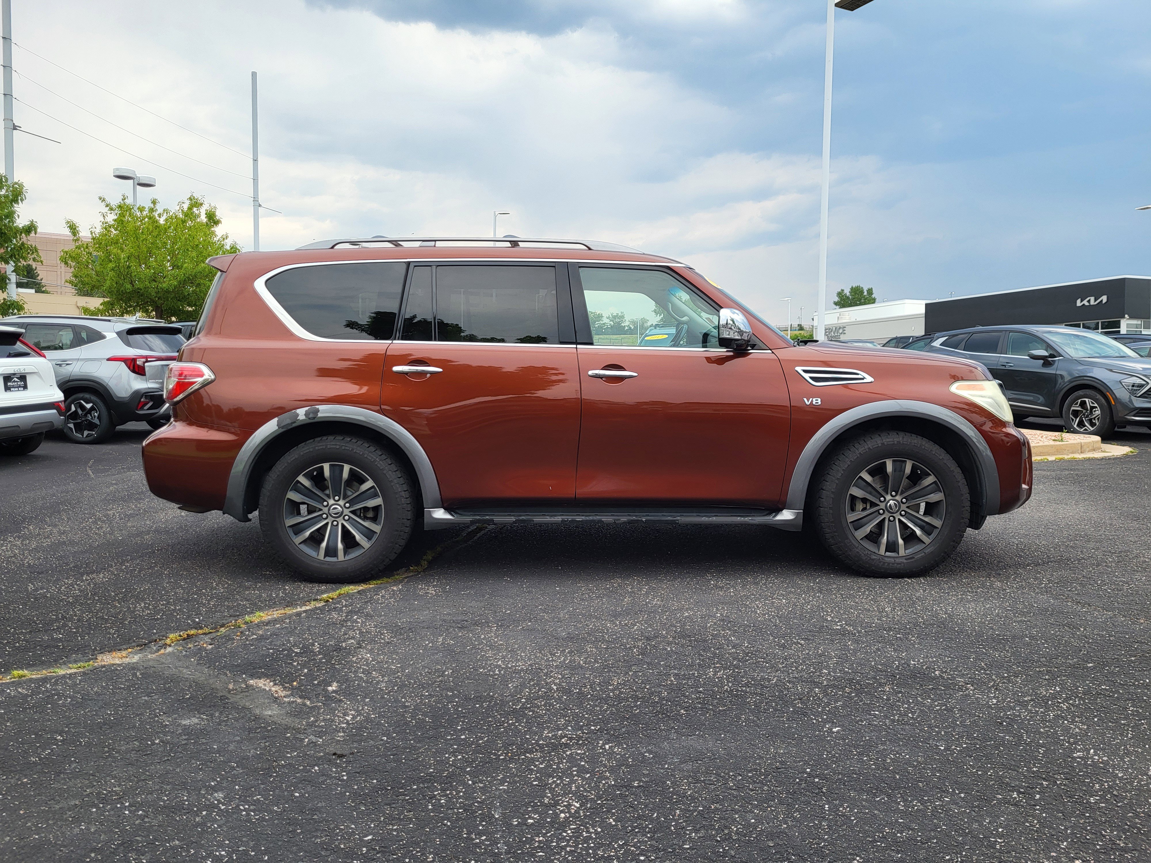 Used 2017 Nissan Armada Platinum w/ Interior Lighting Package image 3
