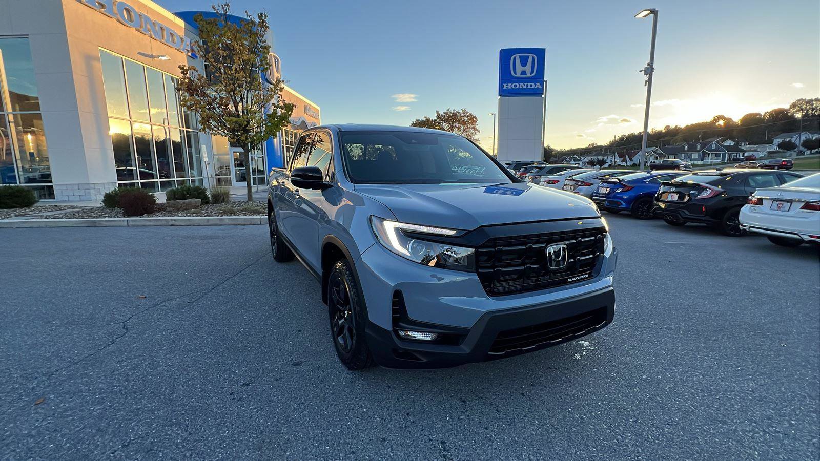 New 2026 Honda Ridgeline Black Edition image 2