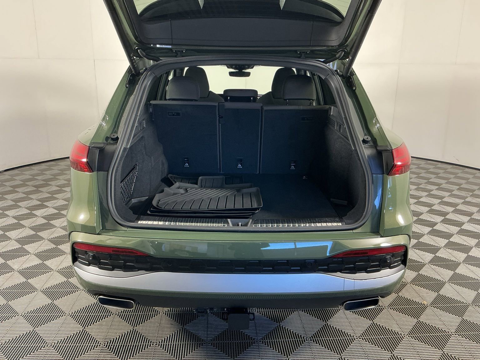 Used 2025 Audi Q5 Prestige image 22