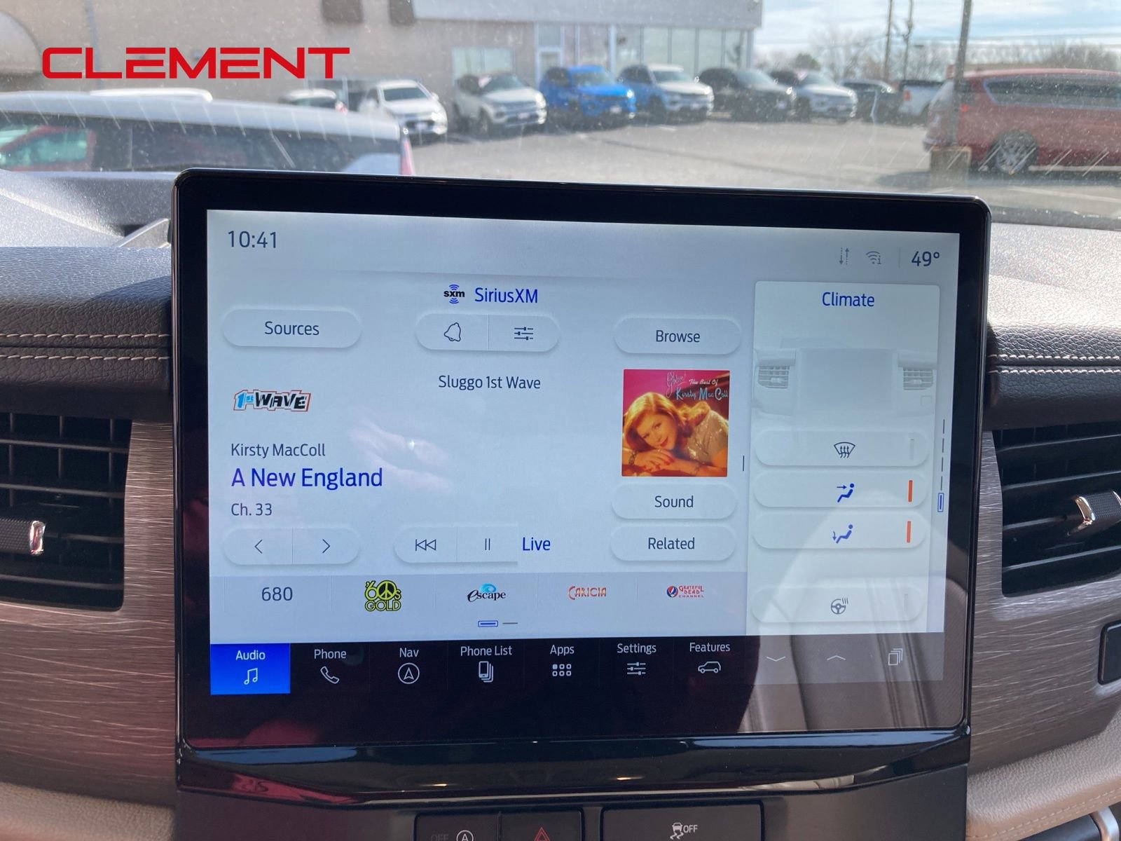 Used 2024 Ford Expedition Limited image 11