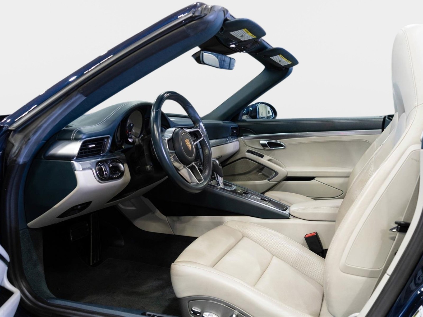 Used 2019 Porsche 911 Carrera image 30