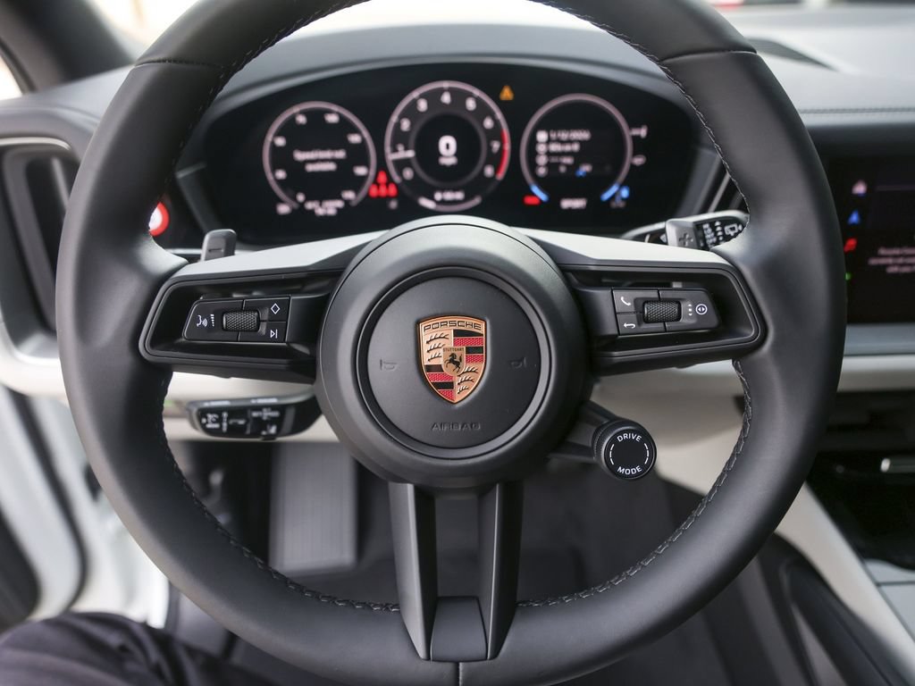 New 2026 Porsche Cayenne AWD/4WD image 17