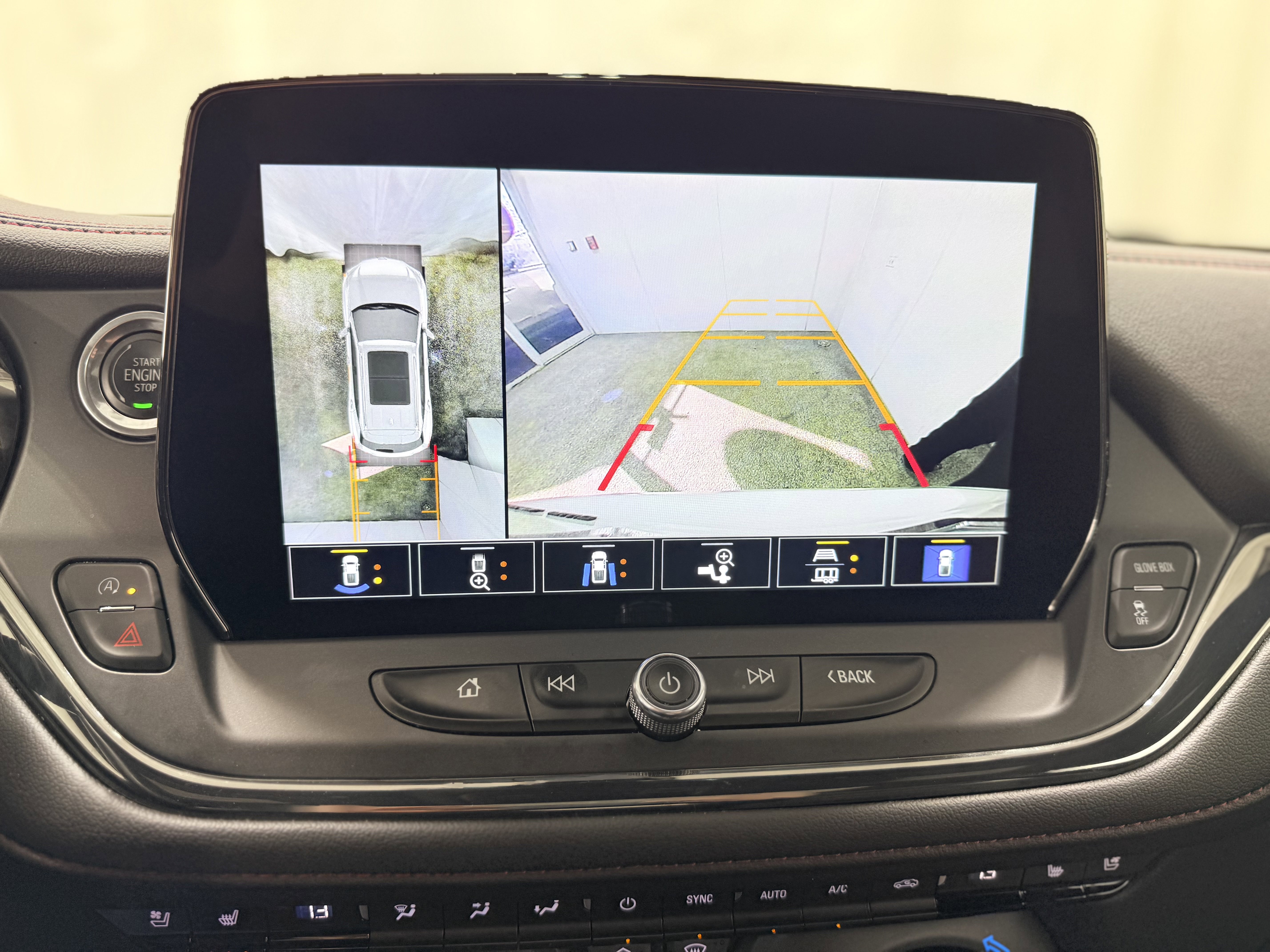 Certified 2023 Chevrolet Blazer RS w/ Driver Confidence II Package image 19