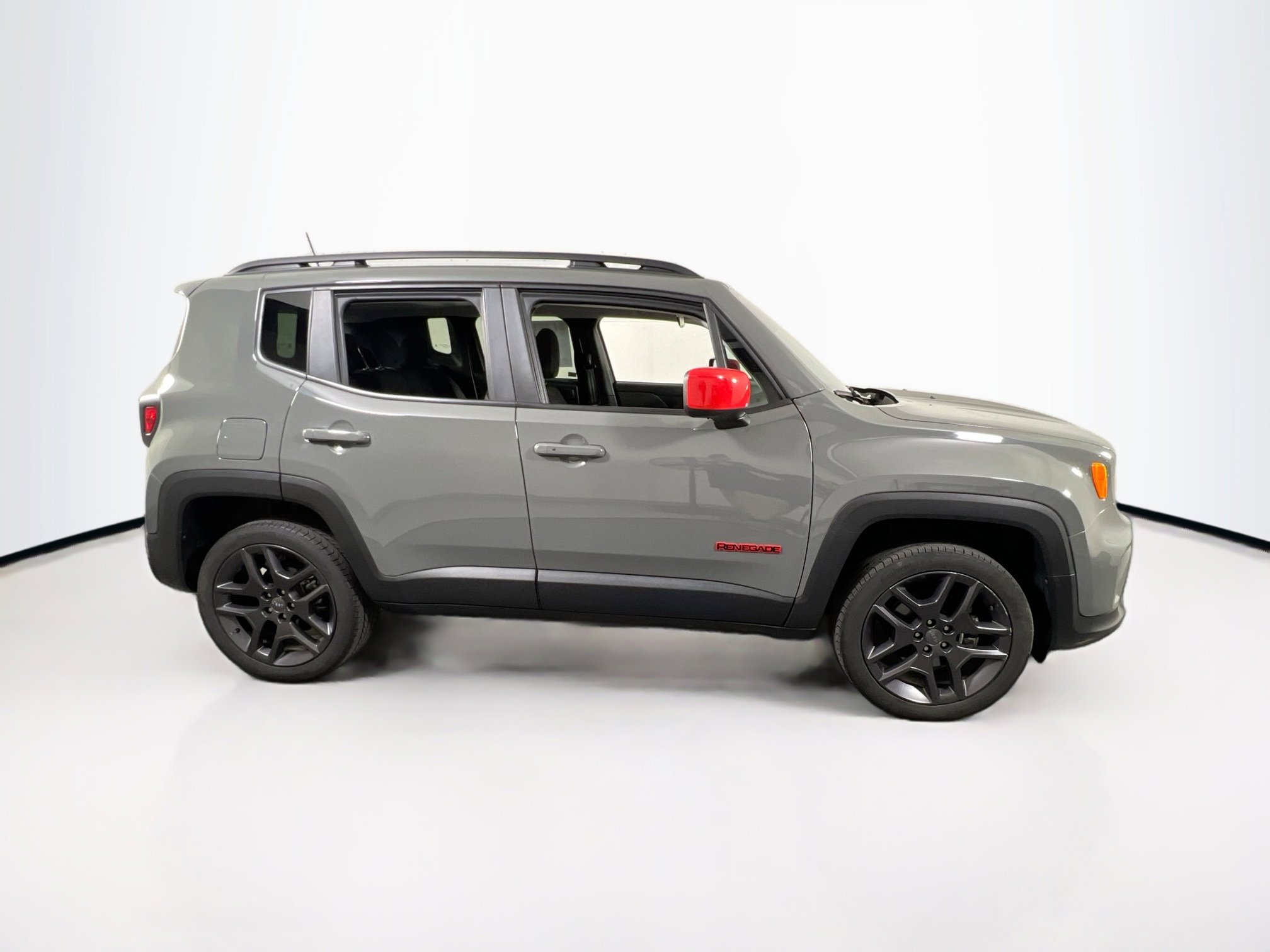 Used 2022 Jeep Renegade Latitude w/ Sun/Sound Group AWD/4WD image 4