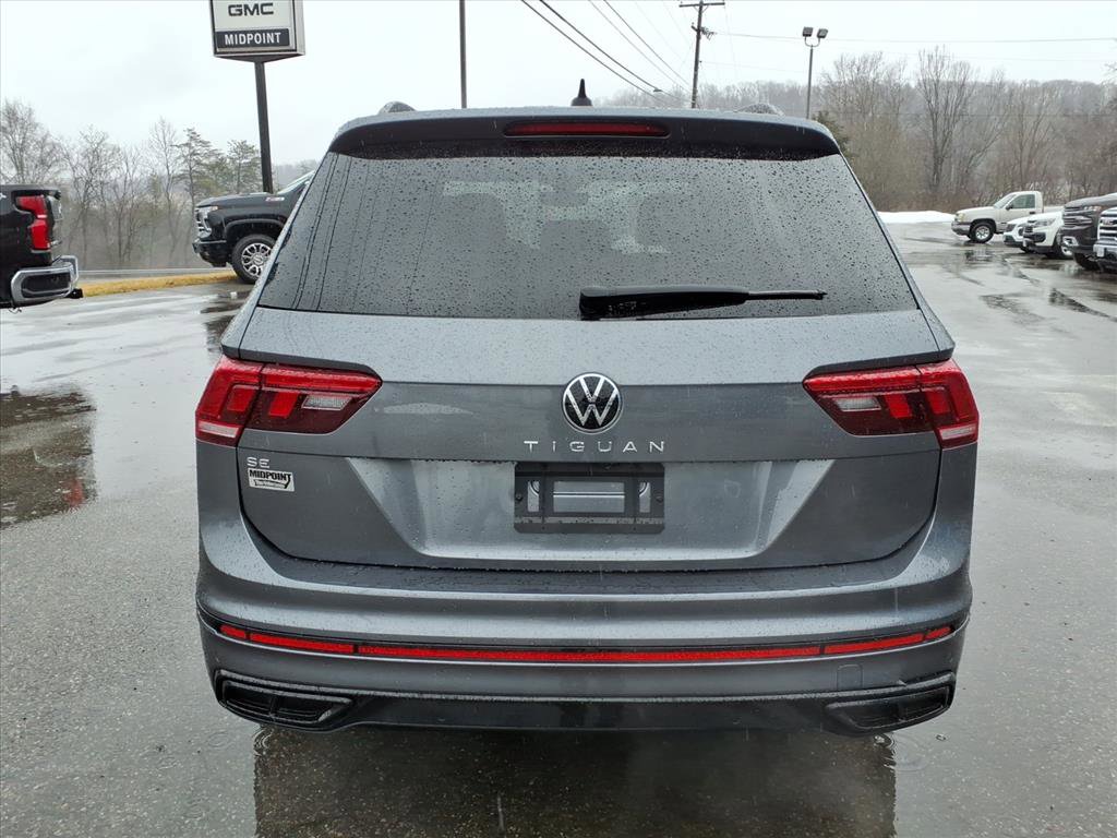 Used 2023 Volkswagen Tiguan SE R-Line image 5