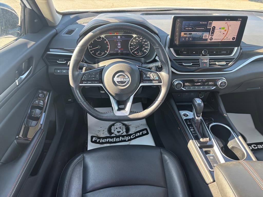 Used 2024 Nissan Altima 2.0 SR image 3