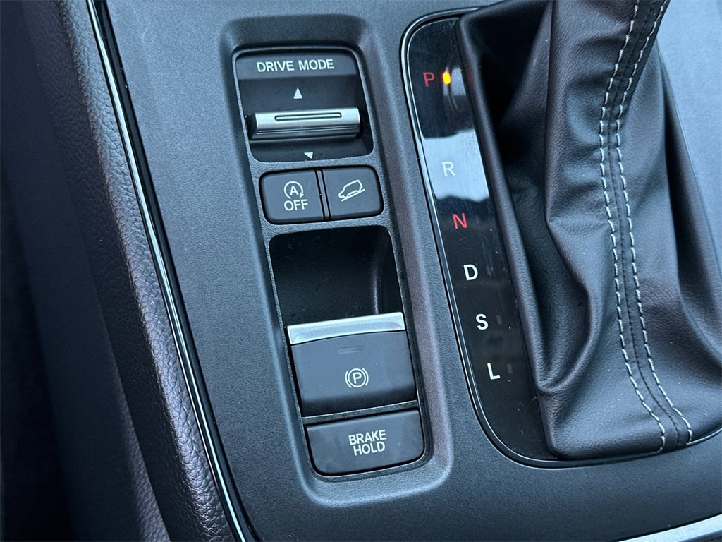 Certified 2025 Honda CR-V LX image 29