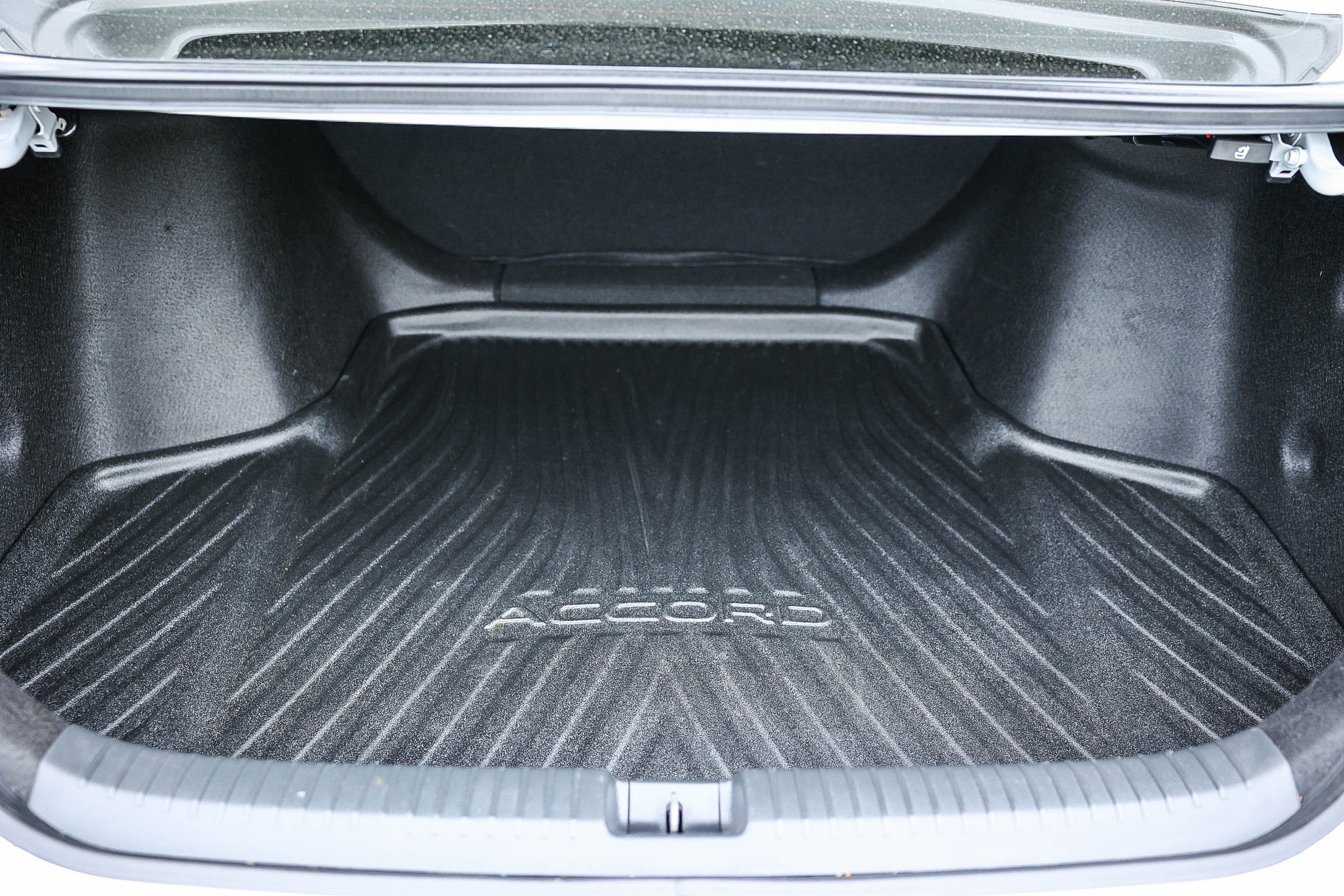 Certified 2024 Honda Accord LX image 31