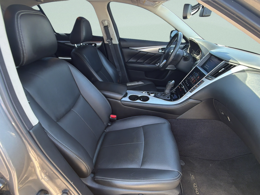 Used 2022 INFINITI Q50 Luxe w/ Cargo Package RWD image 11
