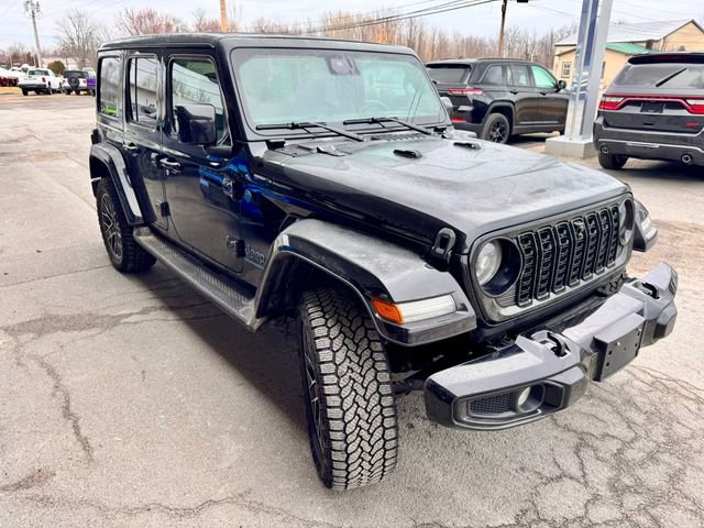 Used 2024 Jeep Wrangler High Altitude image 6