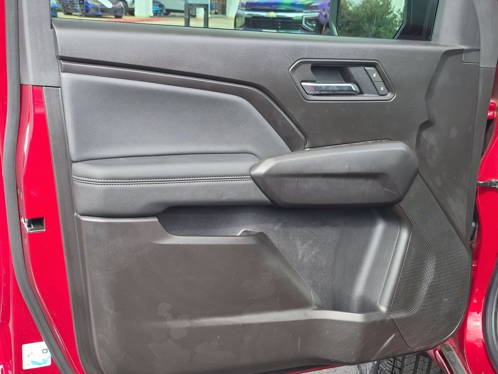 Used 2026 Chevrolet Colorado LT w/ LT Convenience Package RWD image 11