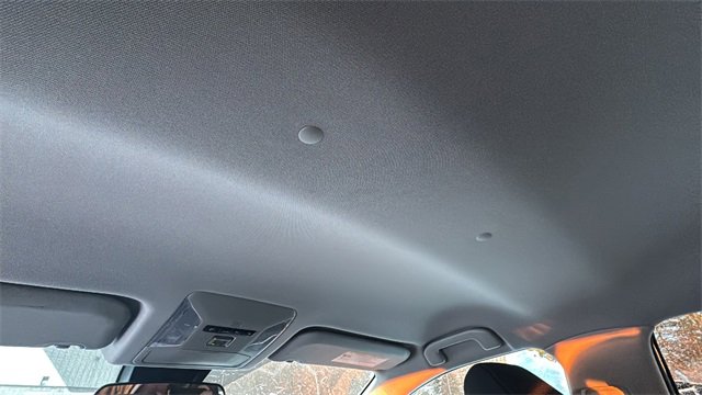 Used 2021 Toyota RAV4 LE image 10