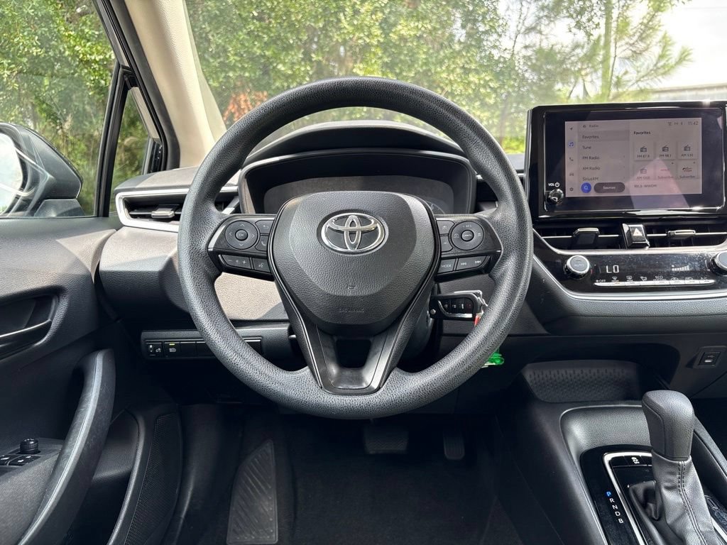 Used 2024 Toyota Corolla LE FWD image 28