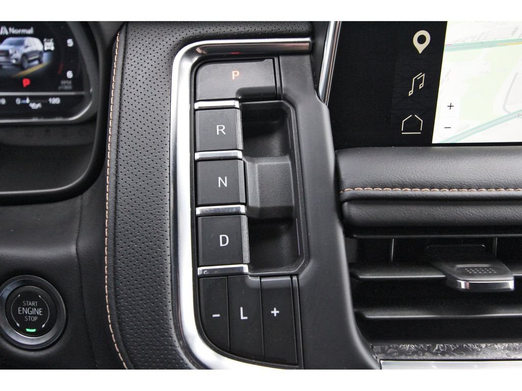 Used 2024 GMC Yukon AT4 w/ AT4 Premium Package AWD/4WD image 29