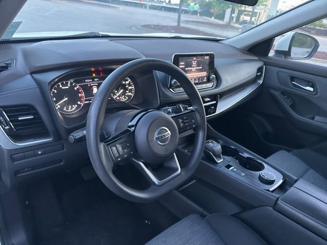 Used 2021 Nissan Rogue SV image 16