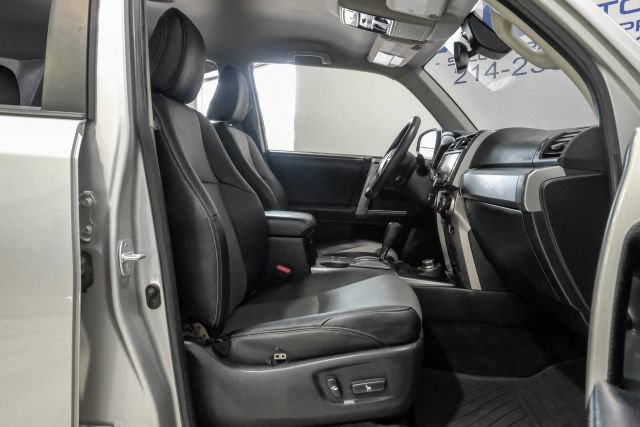 Used 2021 Toyota 4Runner SR5 Premium AWD/4WD image 55