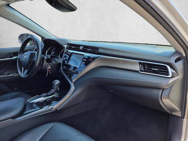 Used 2018 Toyota Camry SE FWD image 19