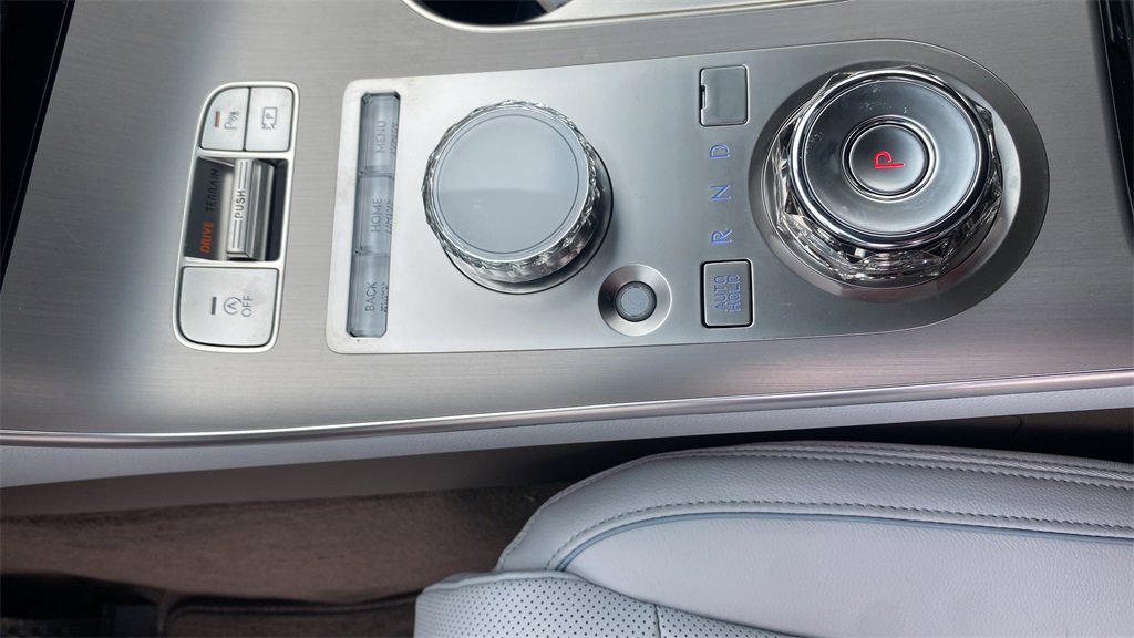 New 2026 Genesis GV70 2.5T Advanced image 17