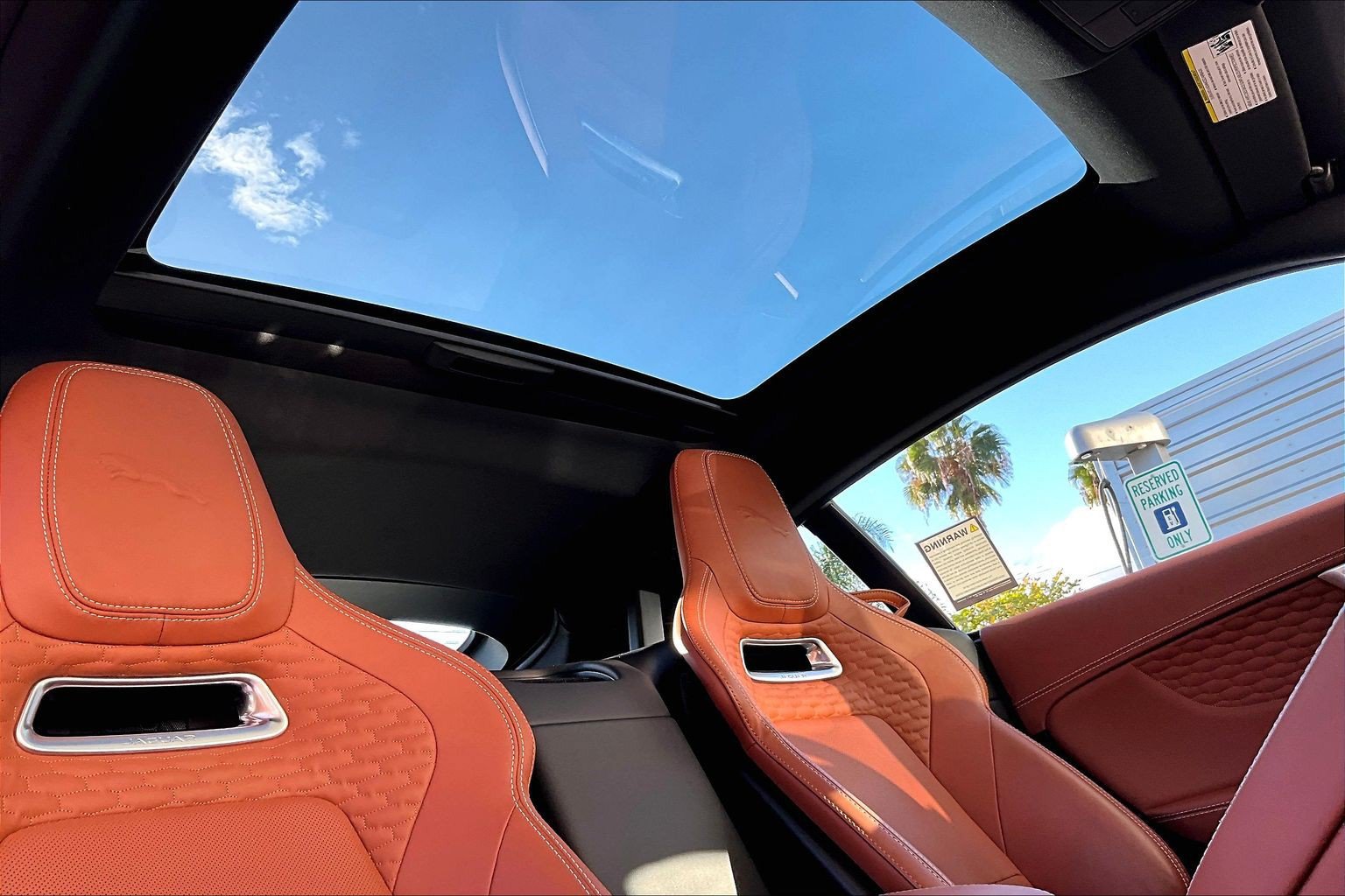 Used 2024 Jaguar F-TYPE R-Dynamic RWD image 21