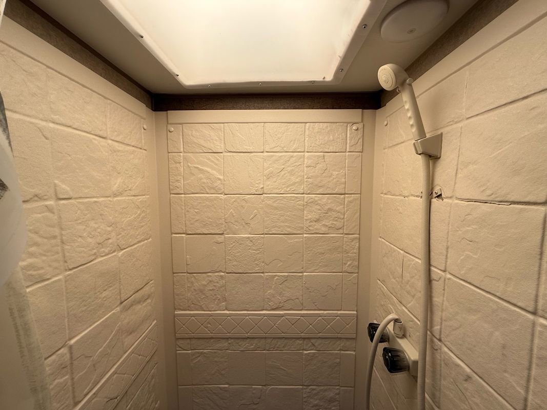 Used 2016 Ford E-350 and Econoline 350 Super Duty w/ Motorhome Prep Package RWD image 36