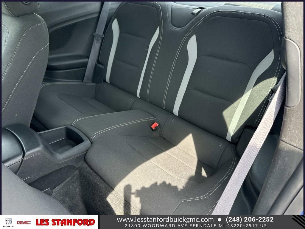 Used 2017 Chevrolet Camaro LT RWD image 13
