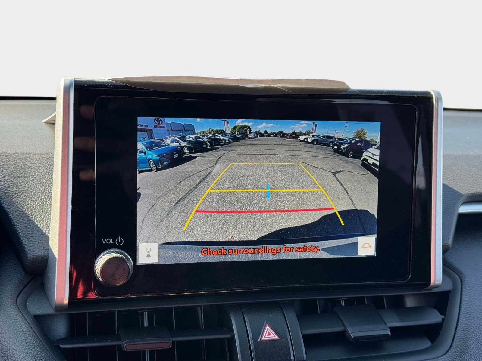 Used 2024 Toyota RAV4 SE w/ Weather & Moonroof Package image 26