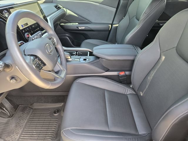 Used 2025 Lexus TX 350 FWD w/ Technology Package image 16