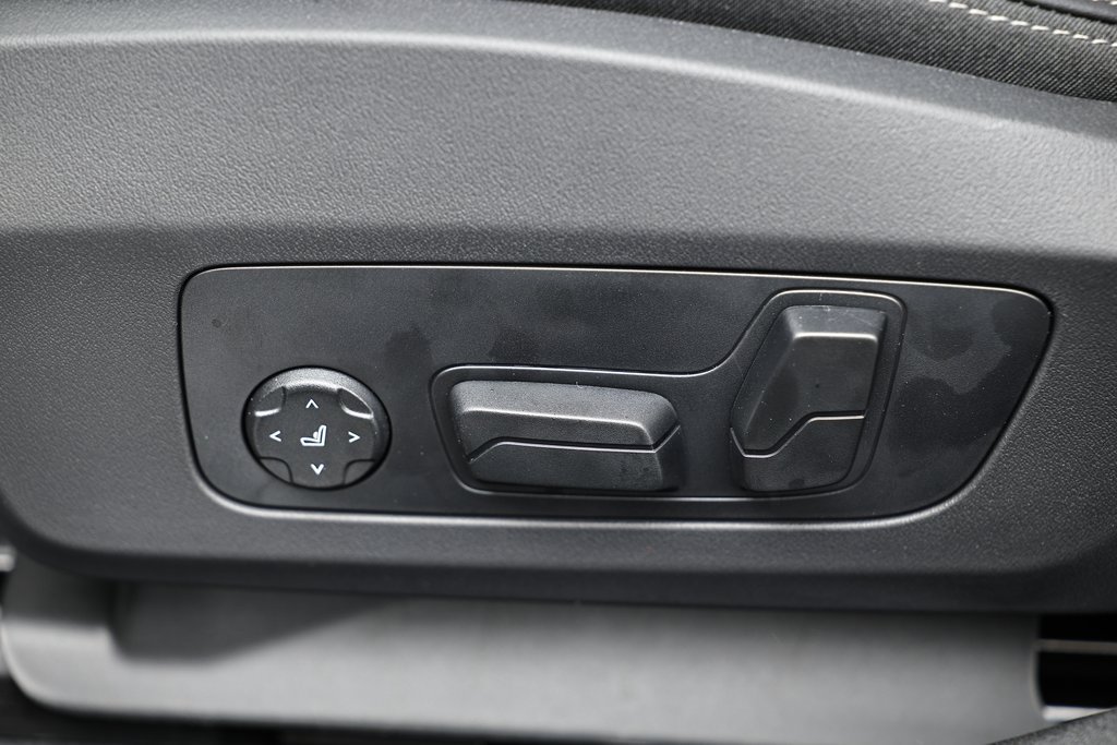 New 2026 BMW M235i xDrive M235i xDrive w/ Technology Package image 24