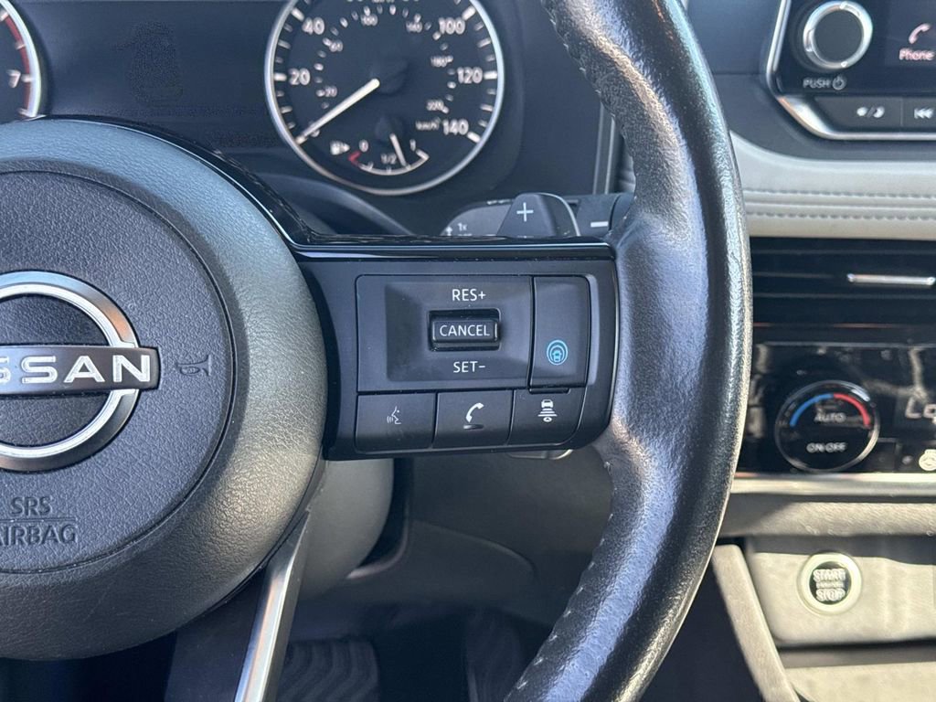 Certified 2022 Nissan Rogue SV w/ SV Premium Package image 32