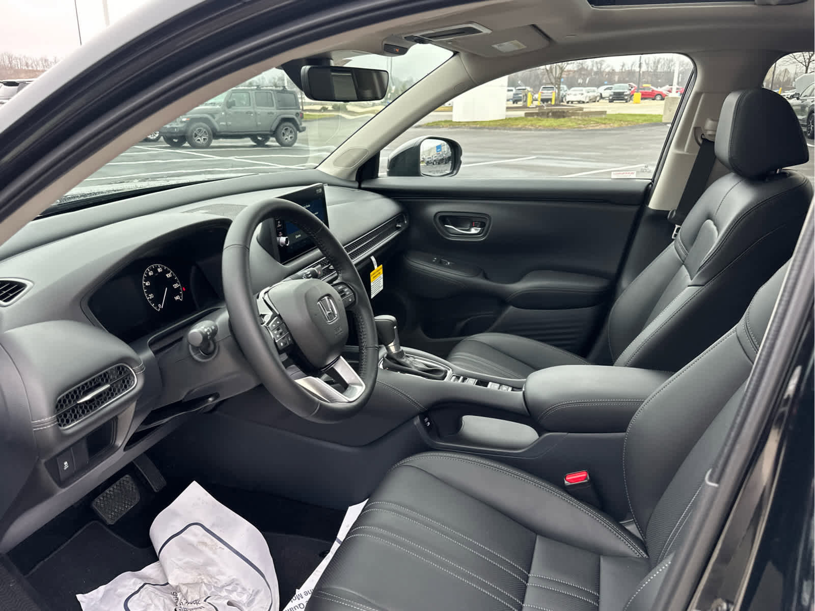 New 2026 Honda HR-V EX-L image 23