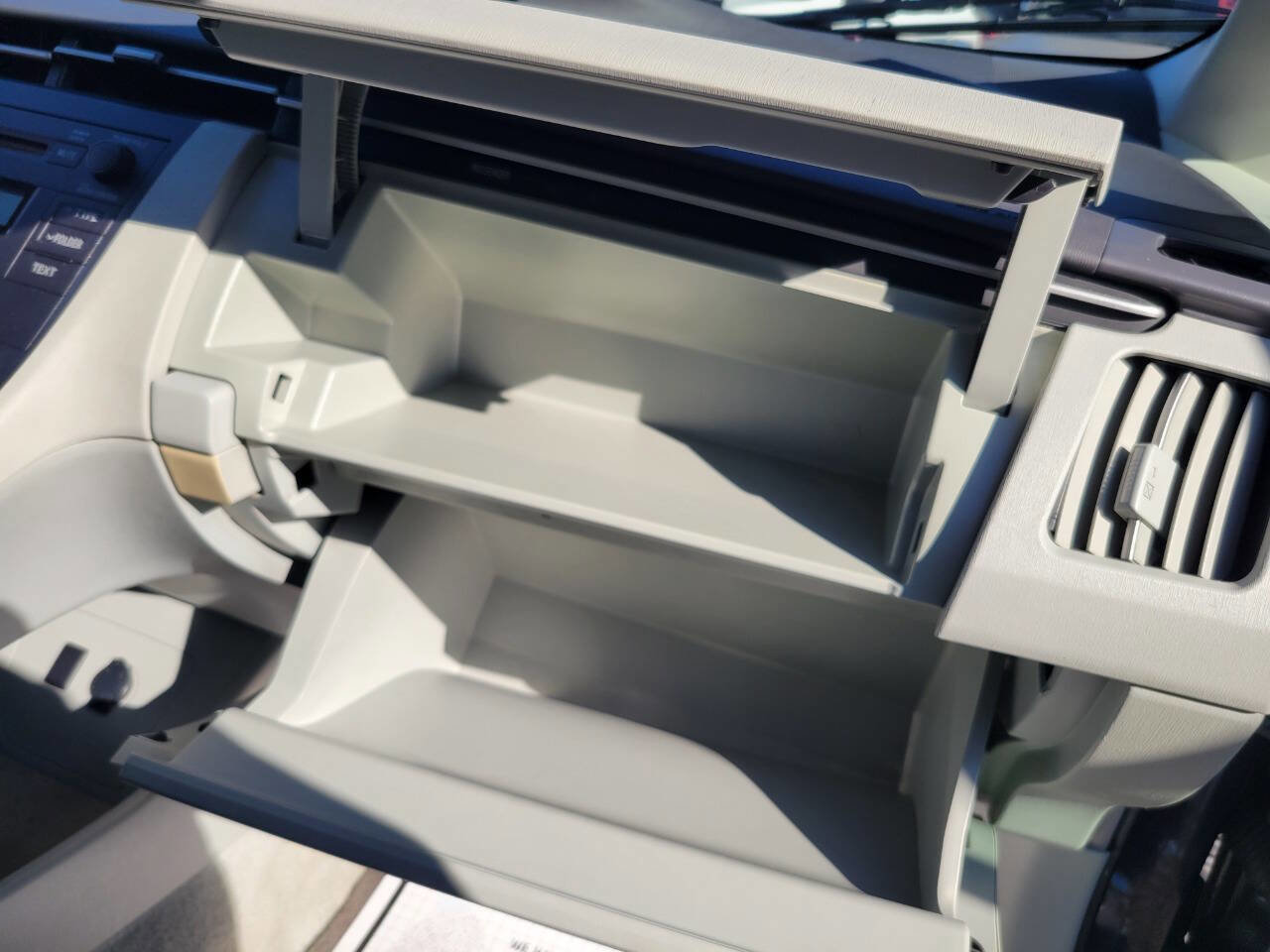 Used 2010 Toyota Prius Two image 30