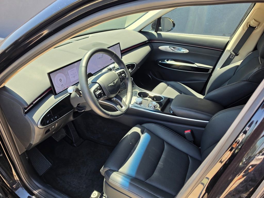 Used 2026 Genesis GV70 2.5T AWD/4WD image 9