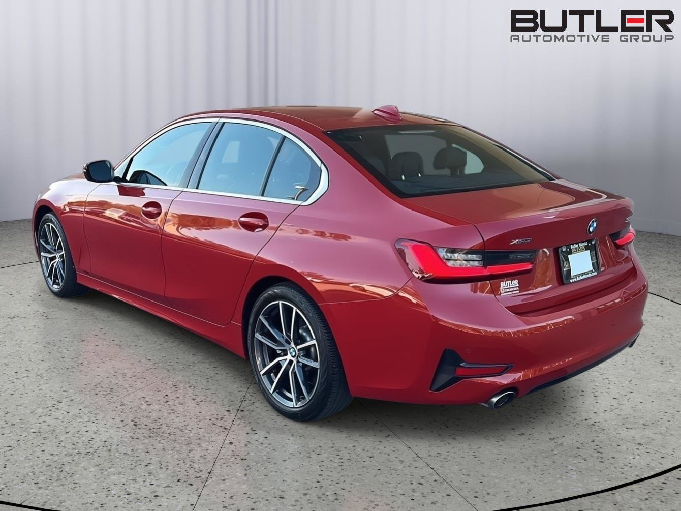 Used 2021 BMW 330i xDrive Sedan w/ Premium Package AWD/4WD image 4