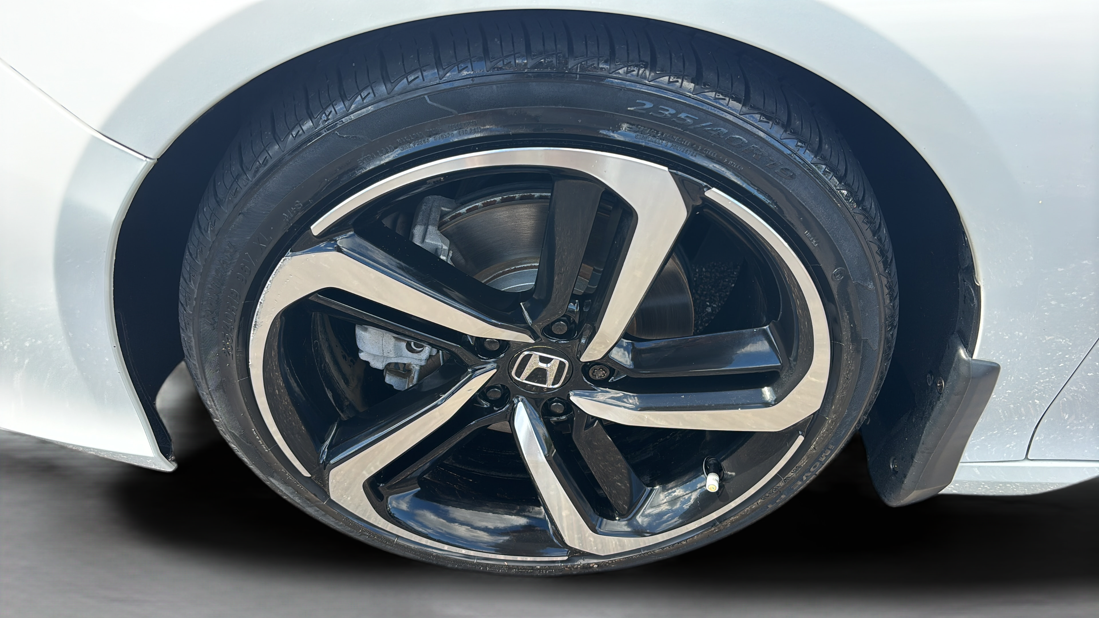 Certified 2021 Honda Accord Sport image 33