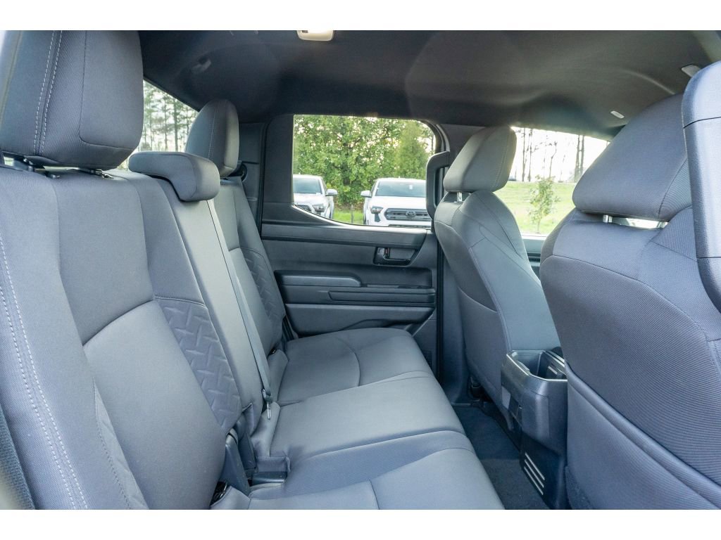 Used 2025 Toyota Tacoma SR5 image 15