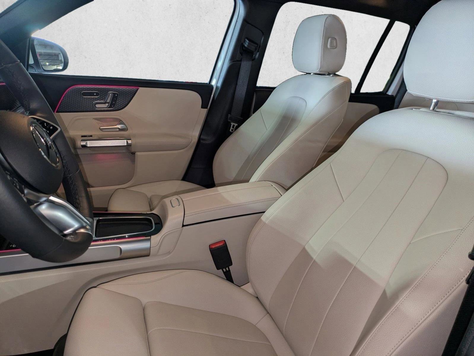 Certified 2025 Mercedes-Benz GLB 250 image 16
