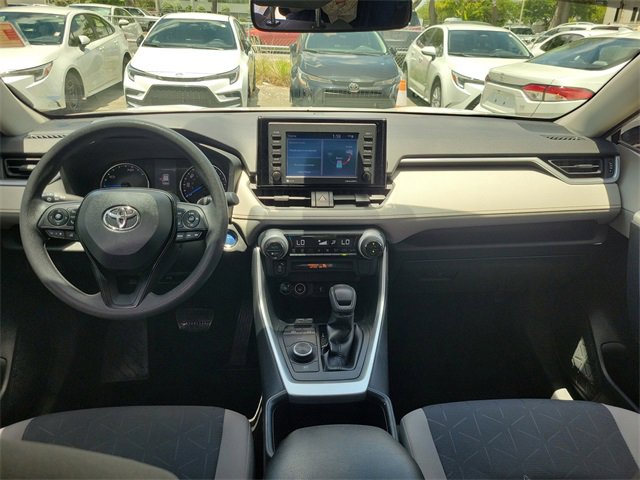 Used 2022 Toyota RAV4 XLE image 9